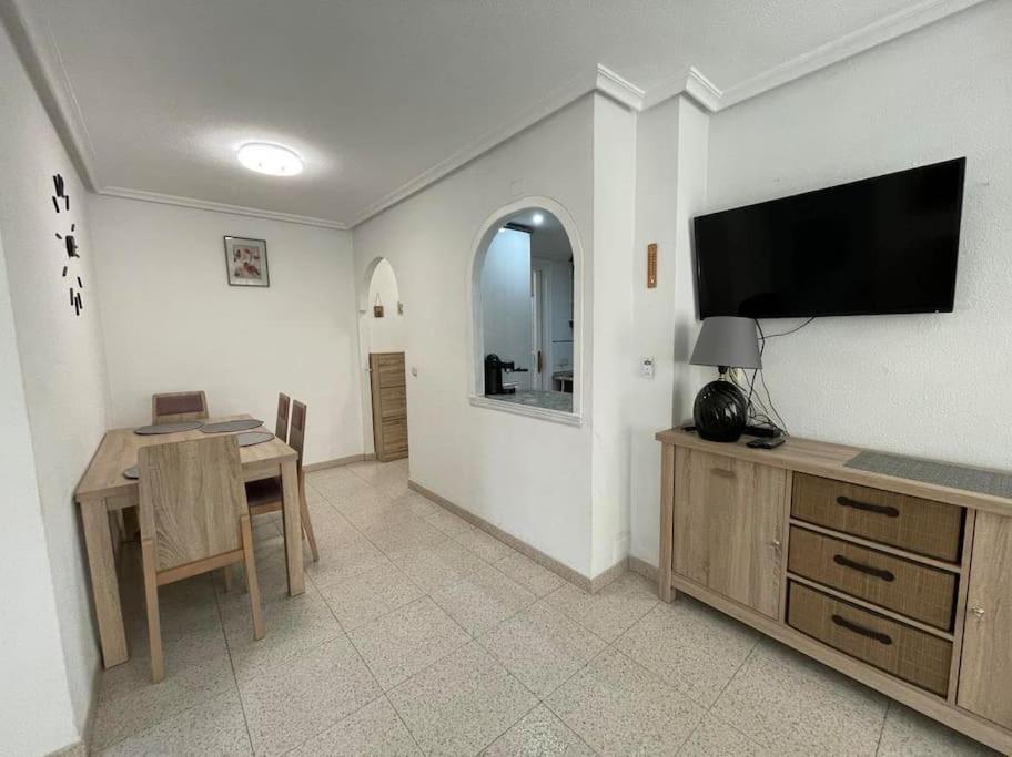 Flamenco Chill Apartment Torrevieja Eksteriør billede