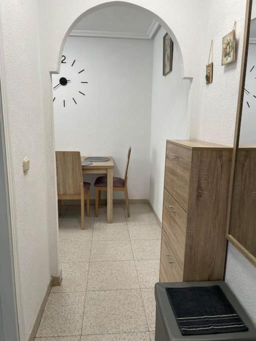 Flamenco Chill Apartment Torrevieja Eksteriør billede