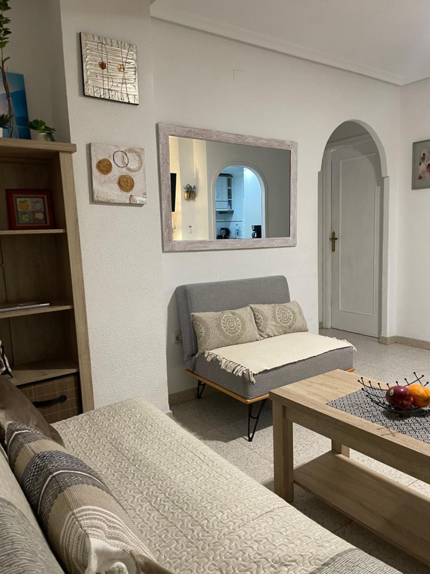 Flamenco Chill Apartment Torrevieja Eksteriør billede